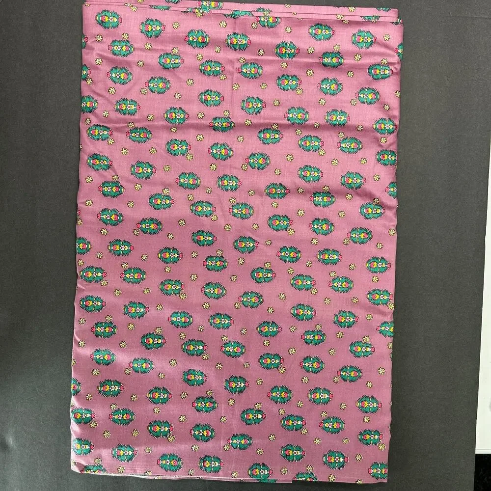 Vintage Polished Cotton Fabric Purple W/Floral Pattern 36